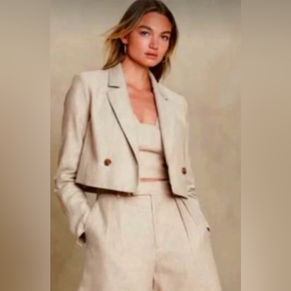 NWT Banana Republic cropped linen blazer 6P